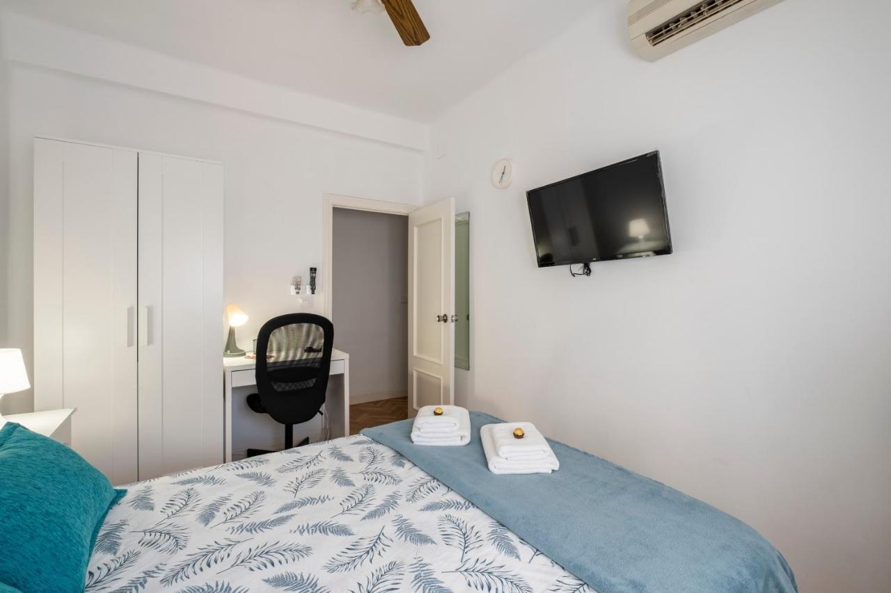 Madrid Center Room Private 7 Minutes Or 4 Metro Stops エクステリア 写真