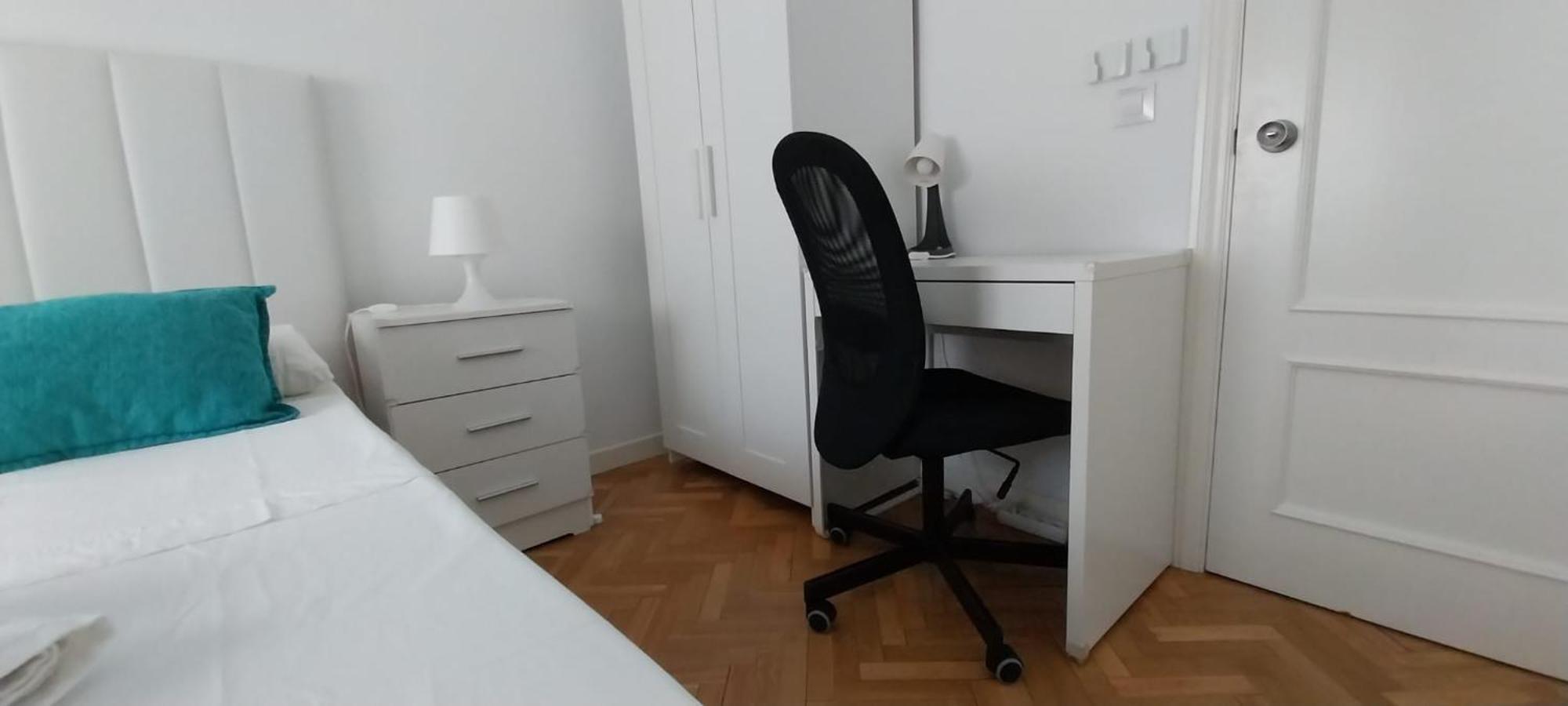 Madrid Center Room Private 7 Minutes Or 4 Metro Stops エクステリア 写真